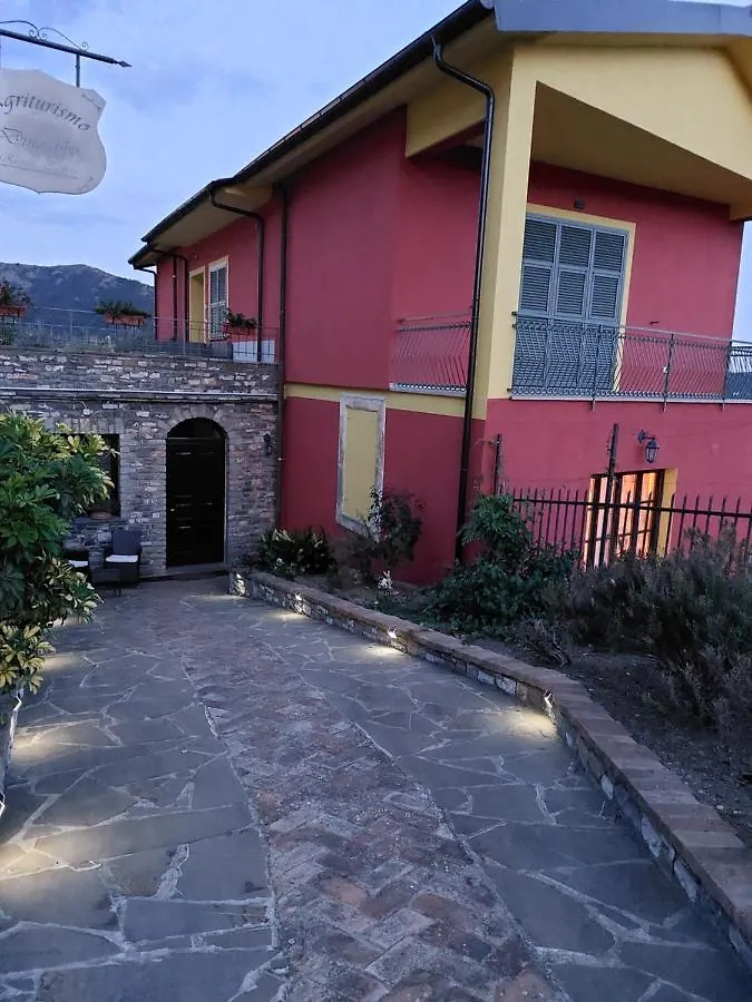 Il Nido Tra Gli Ulivi Villa Lucinasco 0*,  Italy